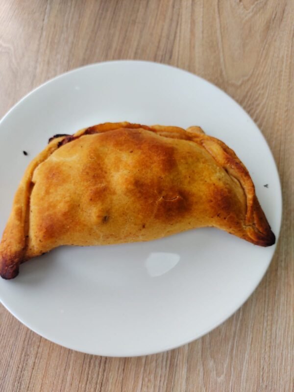Empanada de pino horneada congelada, sin lácteos.